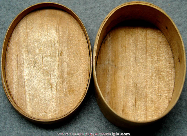 Old Miniature Wooden Oval Shaker Trinket Box