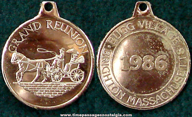 1986 Bugg Village Brighton Massachusetts Grand Reunion Key Chain Fob Charm