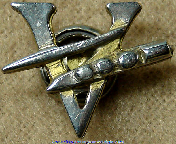 Old Metal World War II United States Homefront Victory Pin