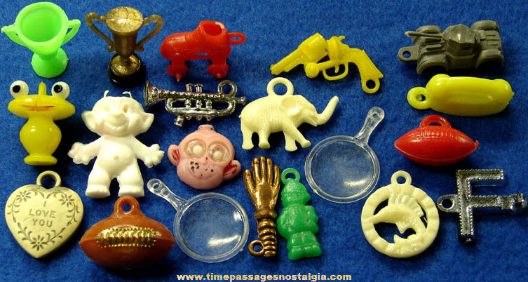 (20) Mixed Old Gum Ball Machine Prize Toys & Charms