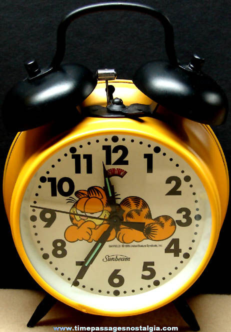 Garfield Cat Comic Strip Character Sunbeam Alarm Clock