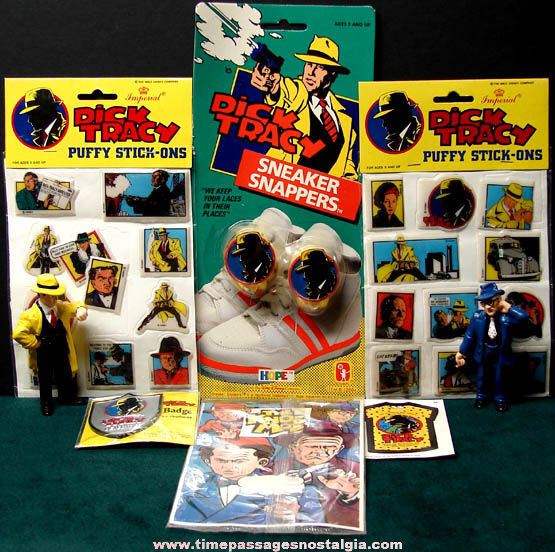 (8) Old Dick Tracy Character Movie Advertising Items