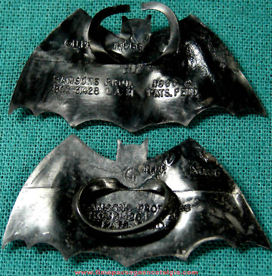(2) ©1966 Batman Character Gum Ball Machine Prize Rubber Toy Rings