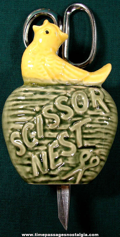Colorful Old Ceramic Wall Hanging Chicken Scissors Holder