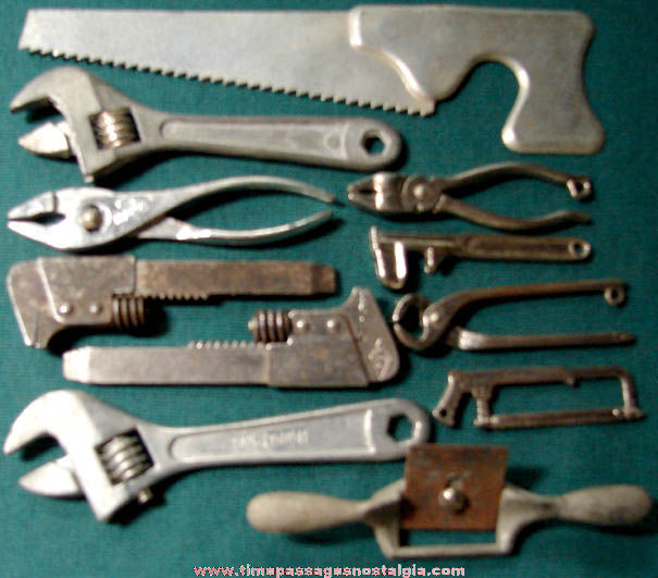 (11) Old Childrens Metal Miniature Toy Tools