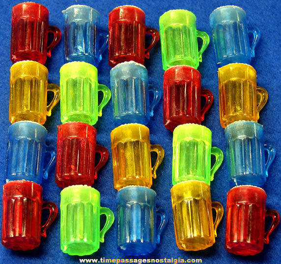 (20) Colorful Old Gum Ball Machine Prize Drink Mug Toy Charms