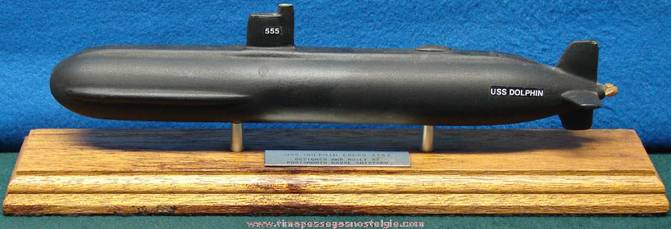 1960s U.S. Navy Submarine U.S.S. Dolphin AGSS-555 Shipyard Desk Model