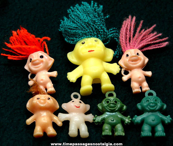 (7) Old Wishnik Troll Character Gum Ball Machine Toy Prize Charms