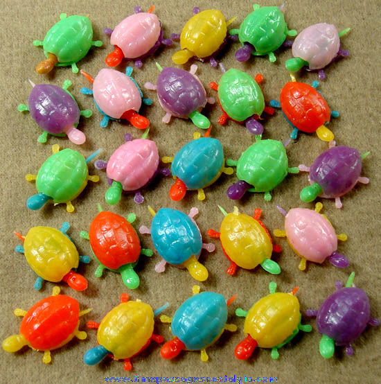 (25) Old Gum Ball Machine Prize Mechanical Turtle Toy Charms