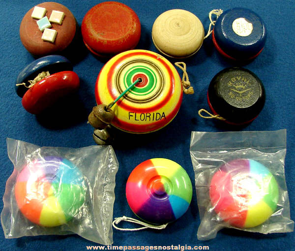 (10) Colorful Old Wooden and Plastic Toy Yo-Yos