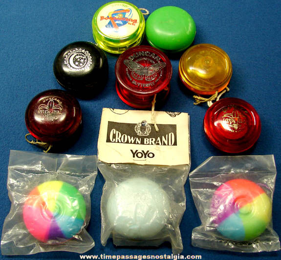 (10) Colorful Old Plastic Toy Yo-Yos
