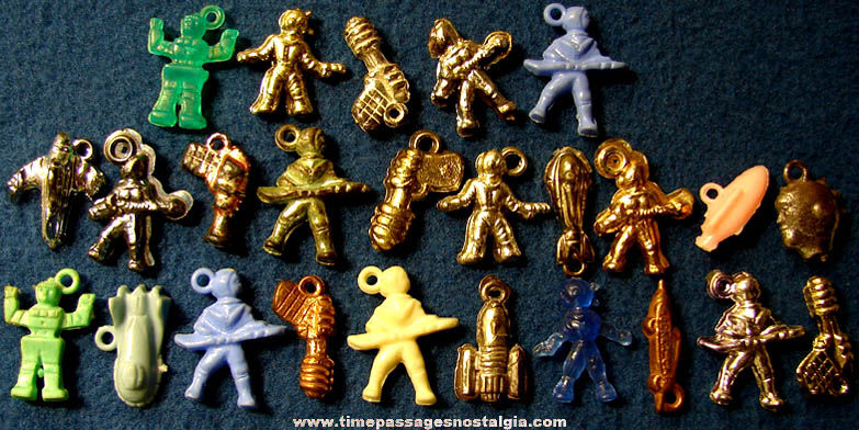 (25) 1950s Space Related Gum Ball Machine Prize Toy Charms