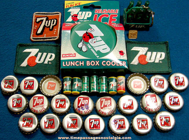 (34) Small Old 7-Up Soda Advertising Items