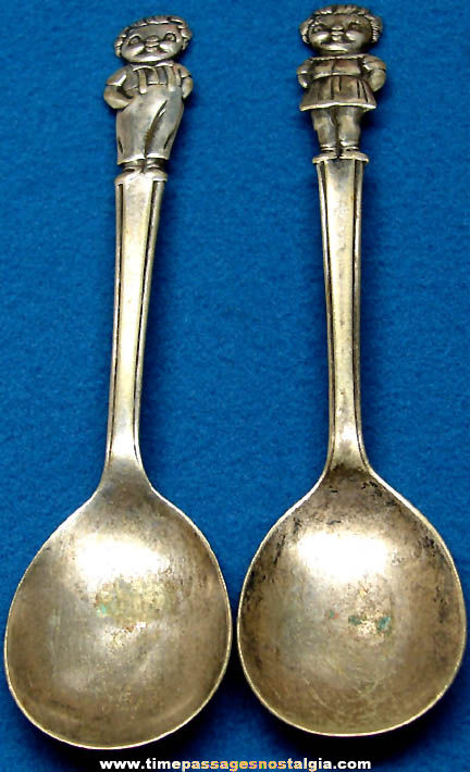 (2) Different Old Campbell’s Soup Advertising Premium Character Soup Spoons
