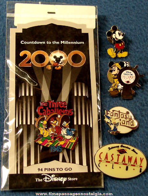 (5) Different Colorful Walt Disney Advertising and Character Pins