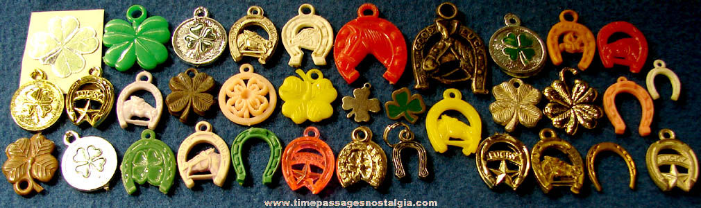 (35) Old Horse Shoe & Clover Gum Ball Machine Prize Good Luck Charms