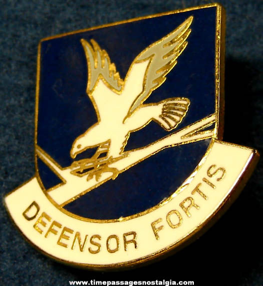 Old United States Air Force Security Force Enameled Insignia Pin