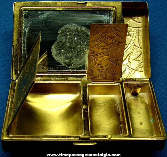 Old Art Deco Gazelle Elgin American Metal Cosmetic Compact Case