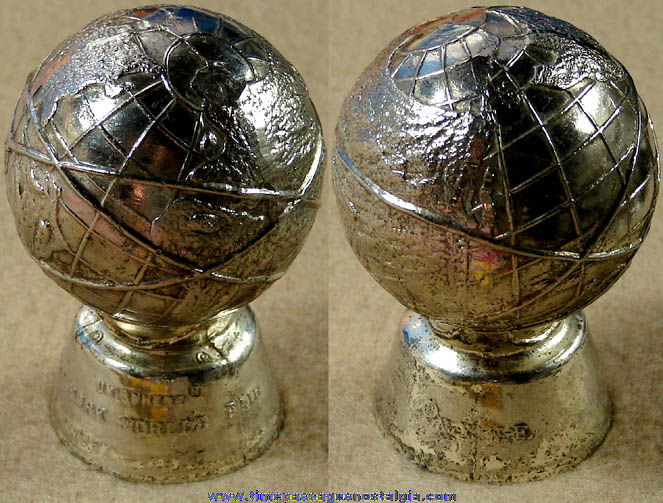 1964 - 1965 New York World’s Fair Advertising Souvenir Unisphere Globe Metal Paper Weight
