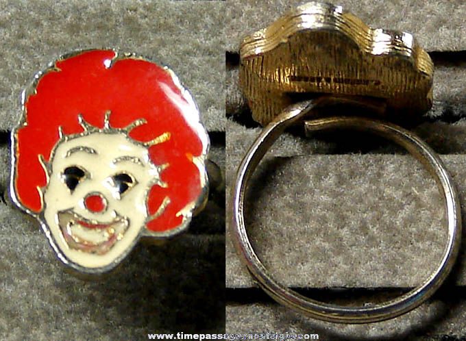 1979 McDonald’s Restaurant Ronald McDonald Advertising Character Premium Toy Ring