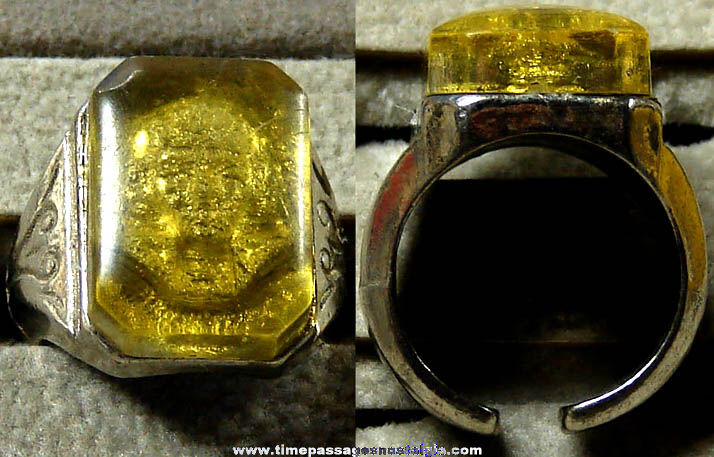 Old Metal & Plastic Sphinx or Egyptian Pharaoh Toy Ring