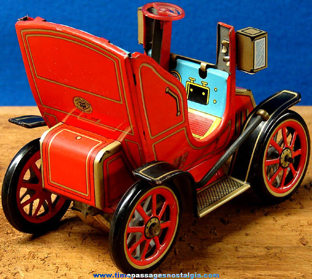 Colorful Old Modern Toys Tin Toy Lever Action Antique Car