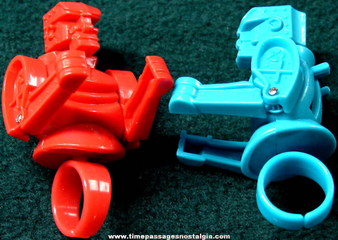 Pair of Mattel Rock ’em Sock ’em Boxing Robot Character Toy Rings