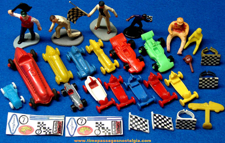(28) Small Old Plastic & Paper Toy Auto Racing Items