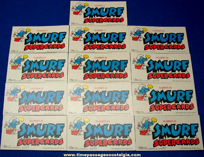 (13) 1982 Smurf Character Supercards Non Sports Trading Cards