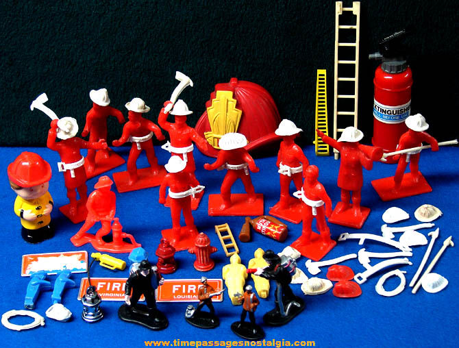 (73) Small Old Toy Fire, Fireman, & Firefighting Related Items