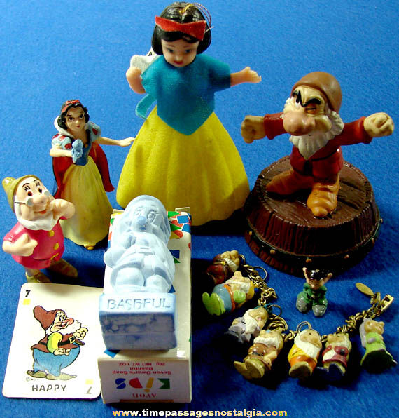 (14) Different Small Walt Disney Snow White & The Seven Dwarfs Character Items