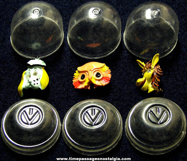 (3) Colorful Old Unused Painted Metal Gum Ball Machine Prize Animal Jewelry Pins