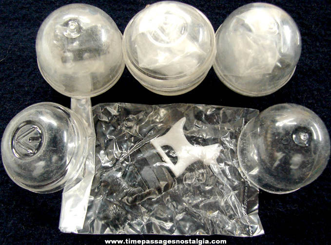 (4) Old Unopened Gum Ball Machine Novelty Toy Prize Scottie Dog Magnet Sets