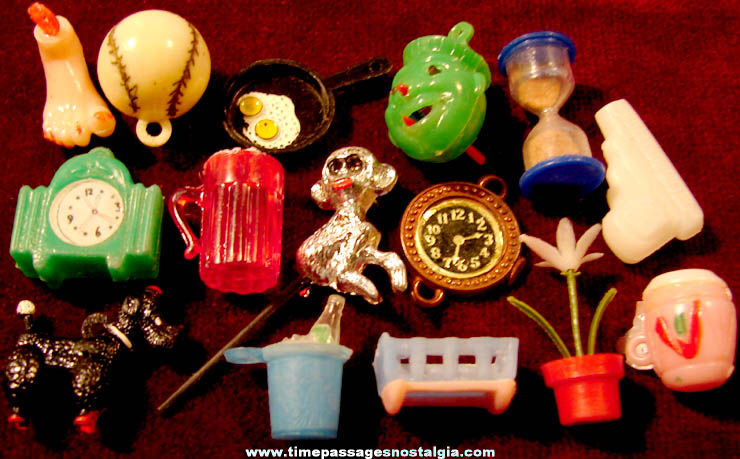(15) Old Unusual Gum Ball Machine Prize Miniature Toys and Charms