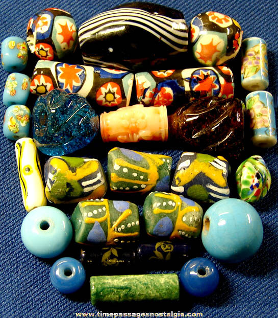 (27) Old Unusual Mixed Material Jewelry Beads