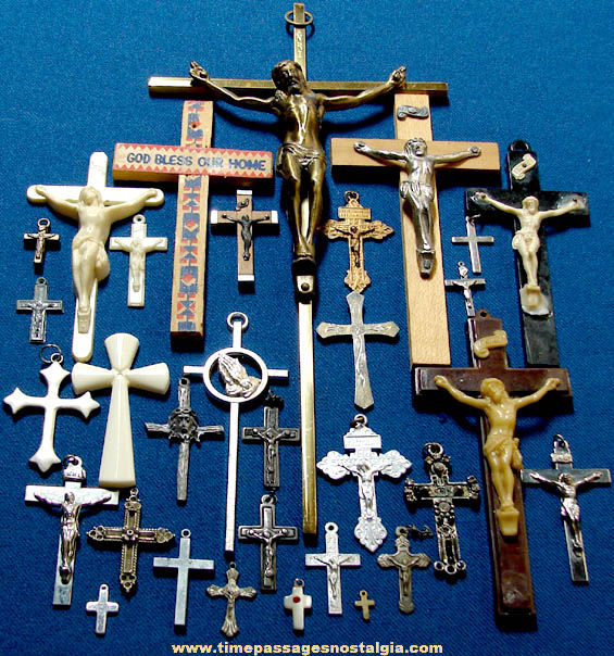 (32) Various Old Christian or Catholic Crucifixes or Crosses