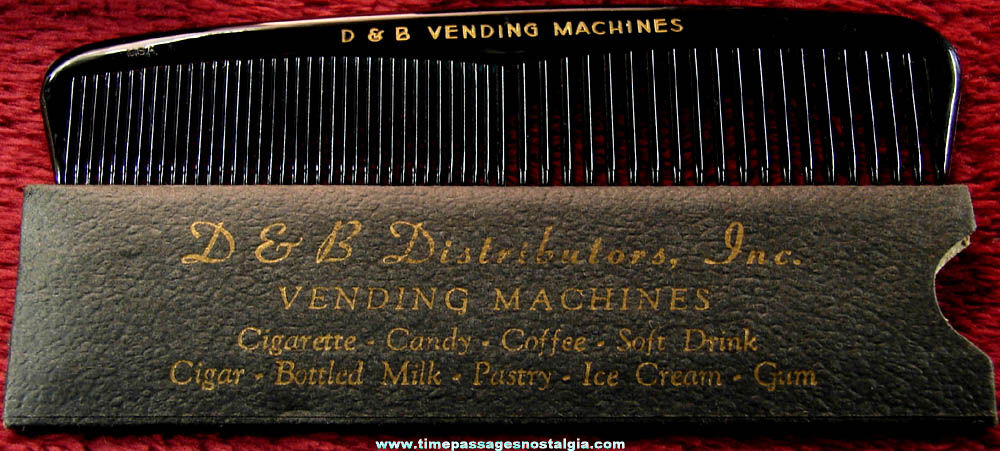 Old Unused D & B Distributors Vending Machine Company Advertising Premium Comb with Case