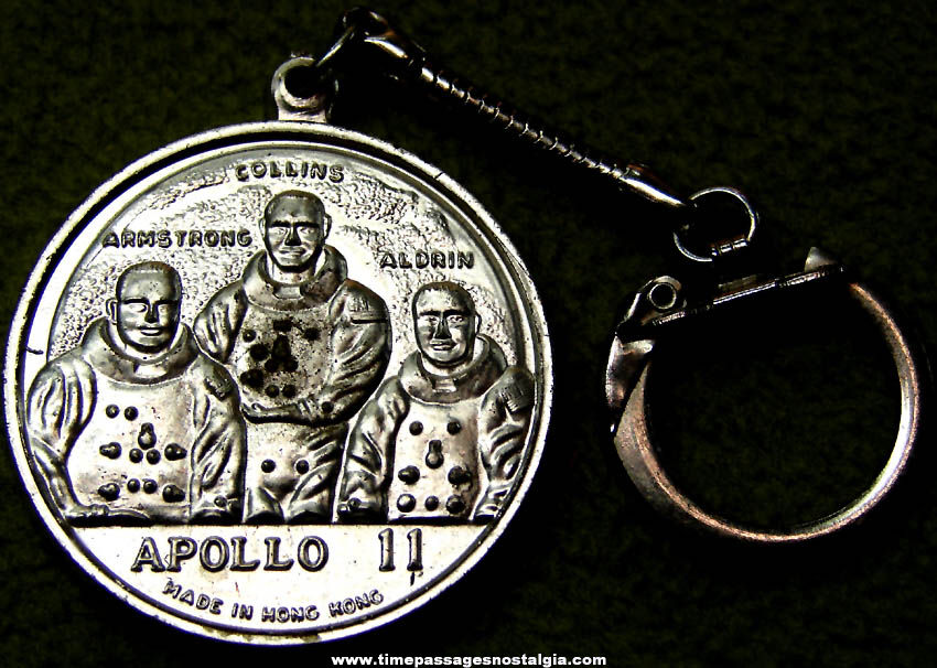 Old Apollo 11 Moon Landing Commemorative Souvenir Key Chain