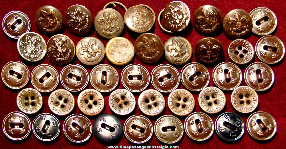 (44) Mixed Old Metal & Plastic Boy Scout Uniform Clothing Buttons