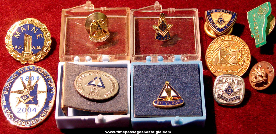 (11) Different Old Masonic Fraternal Organization Membership Items