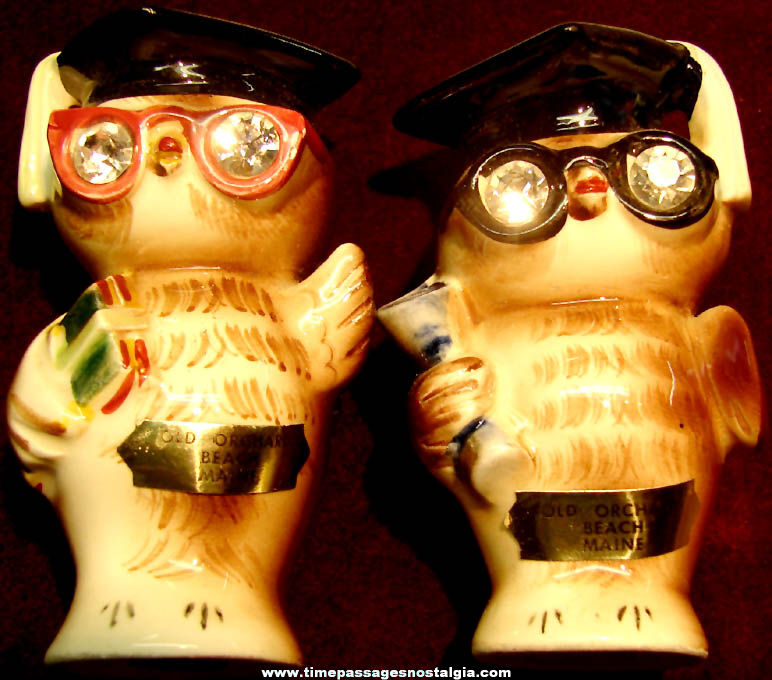 ©1956 Old Orchard Beach Maine Advertising Souvenir Lefton Owl Salt & Pepper Shaker Set