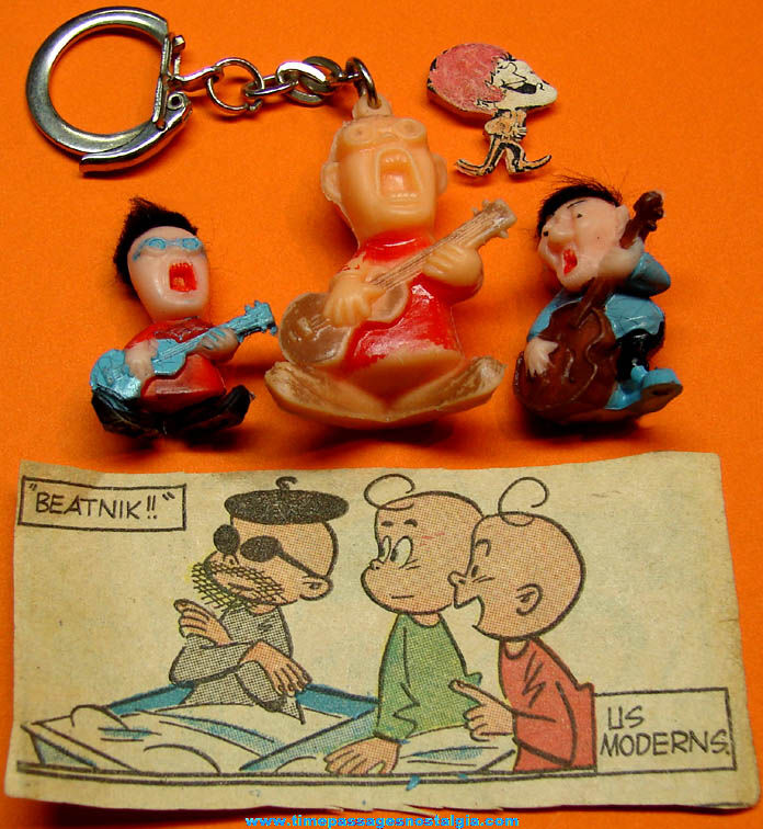 (5) Small Old Toy Beatnik and Musician Related Items