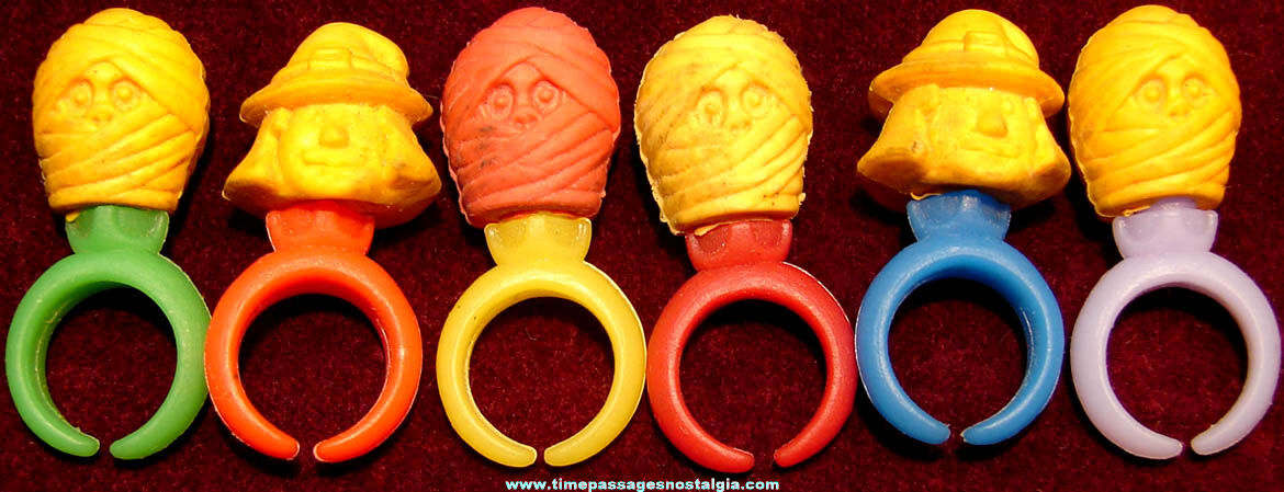 (6) Old Mummy & Witch Halloween Holiday Toy Rings