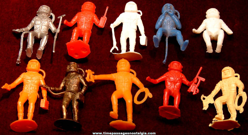 (10) Colorful 1969 Space Explorer or Astronaut Miniature Plastic Toy Play Set Figures