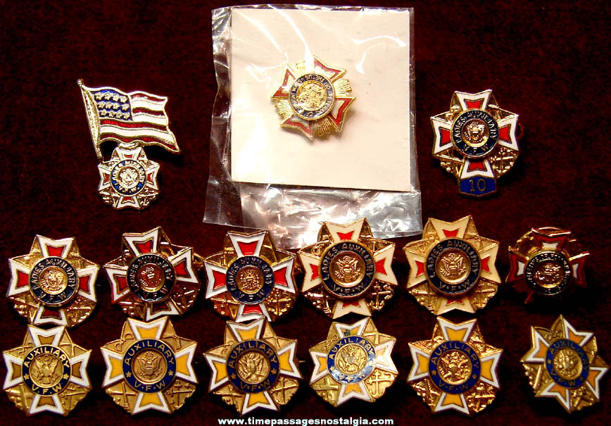 (15) Veterans of Foreign Wars Auxiliary Advertising Membership Pins