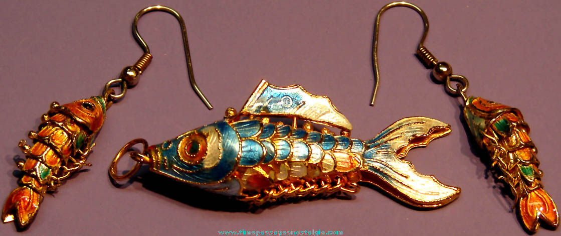 Colorful Enameled Moving Fish Necklace Jewelry Pendant Charm and Earrings