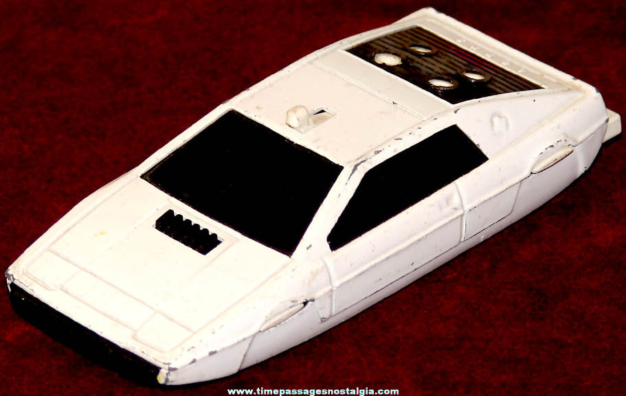 James Bond 007 Spy Corgi Lotus Esprit Diecast Toy Car