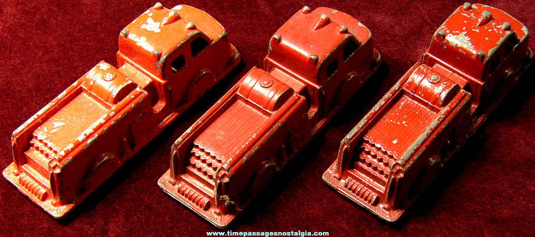 (3) Small Old Matching Painted Metal Midgetoy Toy Fire Truck Vehicles