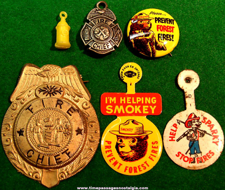 (6) Small Old Children’s Firefighting Related Items