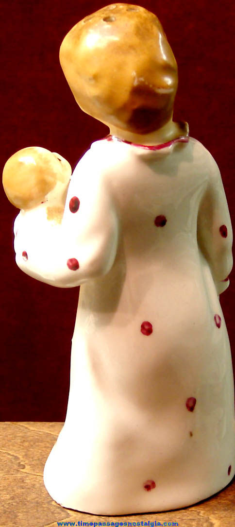Old Mother & Baby Ceramic Figurine Shaker Bottle